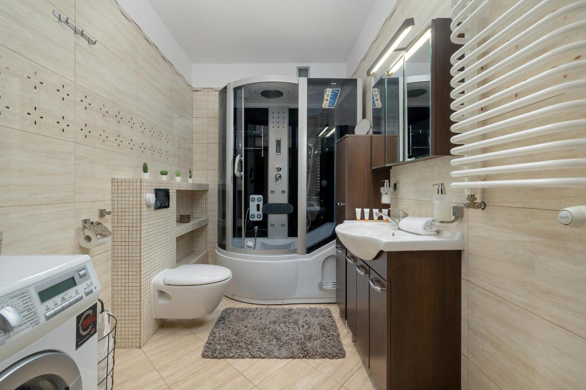 Bulwary Wislane Krakow Apartament Ludwinowska Przy Forum By Noclegi Renters Luaran gambar